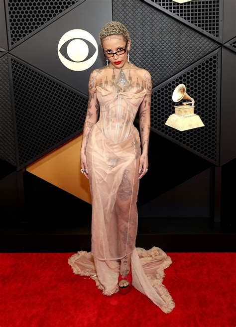 doja cat nude dress|Doja Cat Wore the Most Naked Dress Ever to the 2024 Grammys